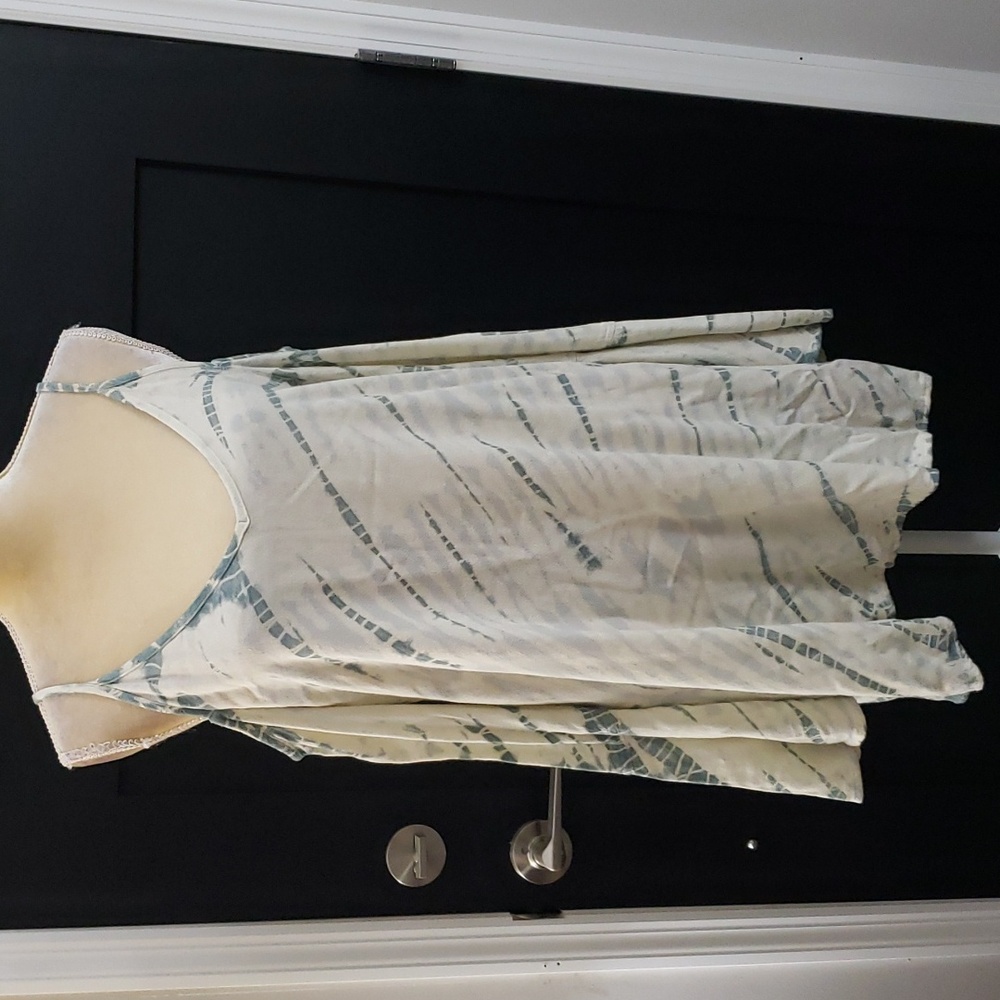 NWT HARD TAIL COLD SHOULDER LONG BELL SLEEVE TOP SIZE S